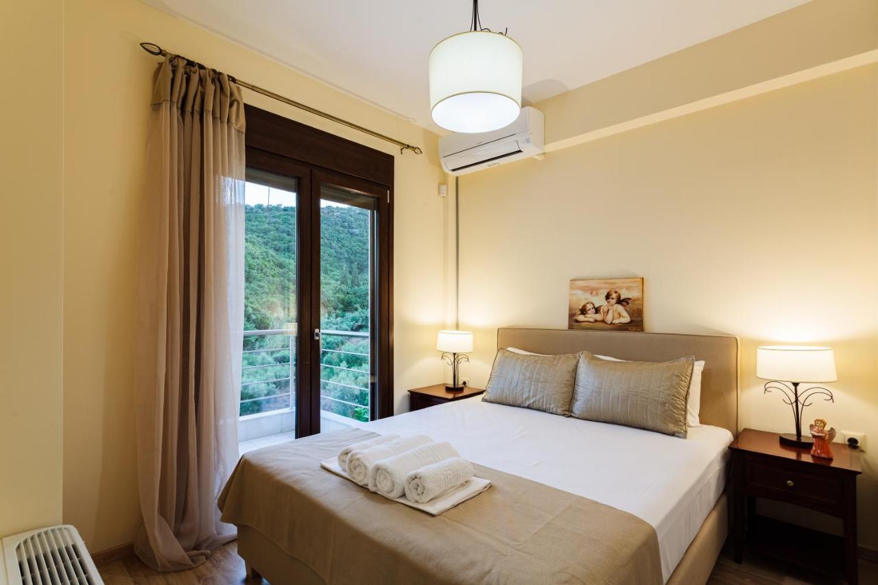 Seaside Getaway - Aelia Villa'S Dreamy Paradise Petalídi Kültér fotó